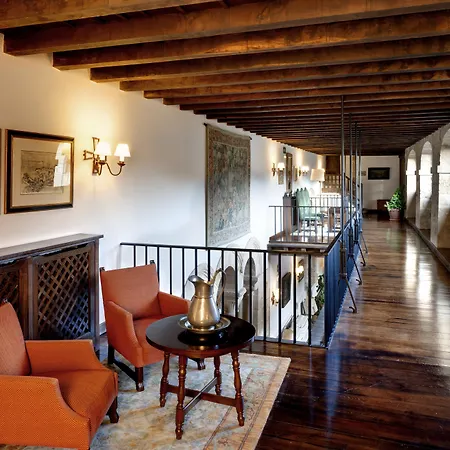 坎加斯德奥尼斯旅馆 4* Villanueva de Cangas de Onis