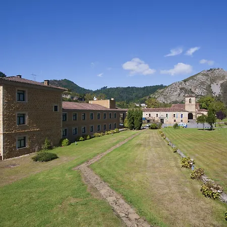 De Cangas De Onis 4*