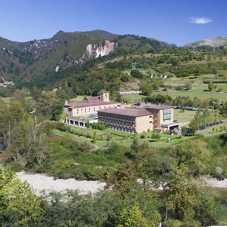 Otel De Cangas De Onis Villanueva de Cangas de Onis