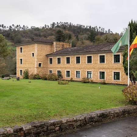 Otel De Cangas De Onis 4*