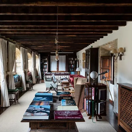 호텔 De Cangas De Onis