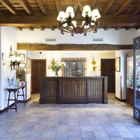 De Cangas De Onis 호텔 4*