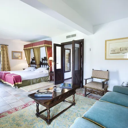 坎加斯德奥尼斯旅馆 4* Villanueva de Cangas de Onis