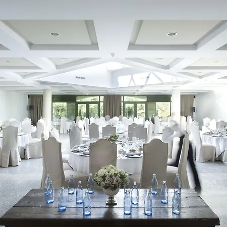 De Cangas De Onis 4*