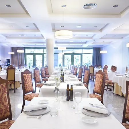 De Cangas De Onis 4*