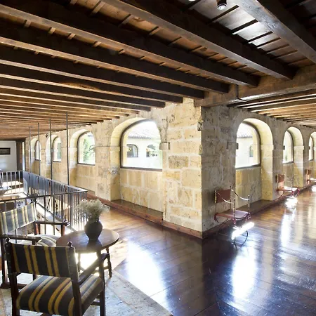 호텔 De Cangas De Onis 4*