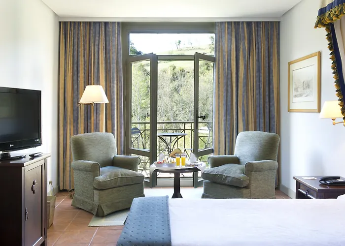 De Cangas De Onis Hotel 4*