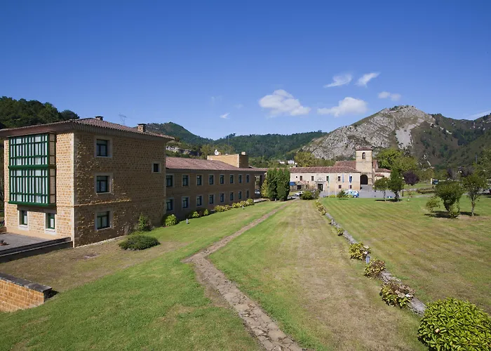 De Cangas De Onis 4*