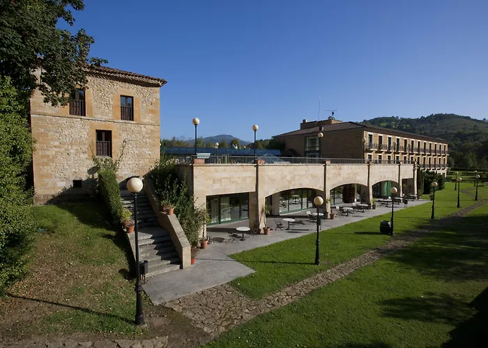 De Cangas De Onis 4*