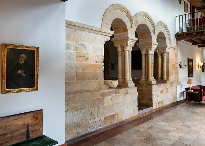 De Cangas De Onis Hotel