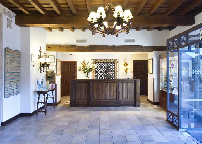 De Cangas De Onis Hotel 4*