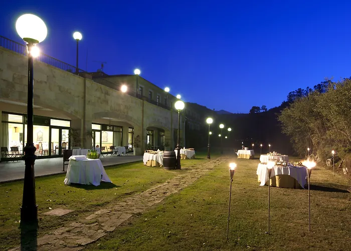 De Cangas De Onis Hotel